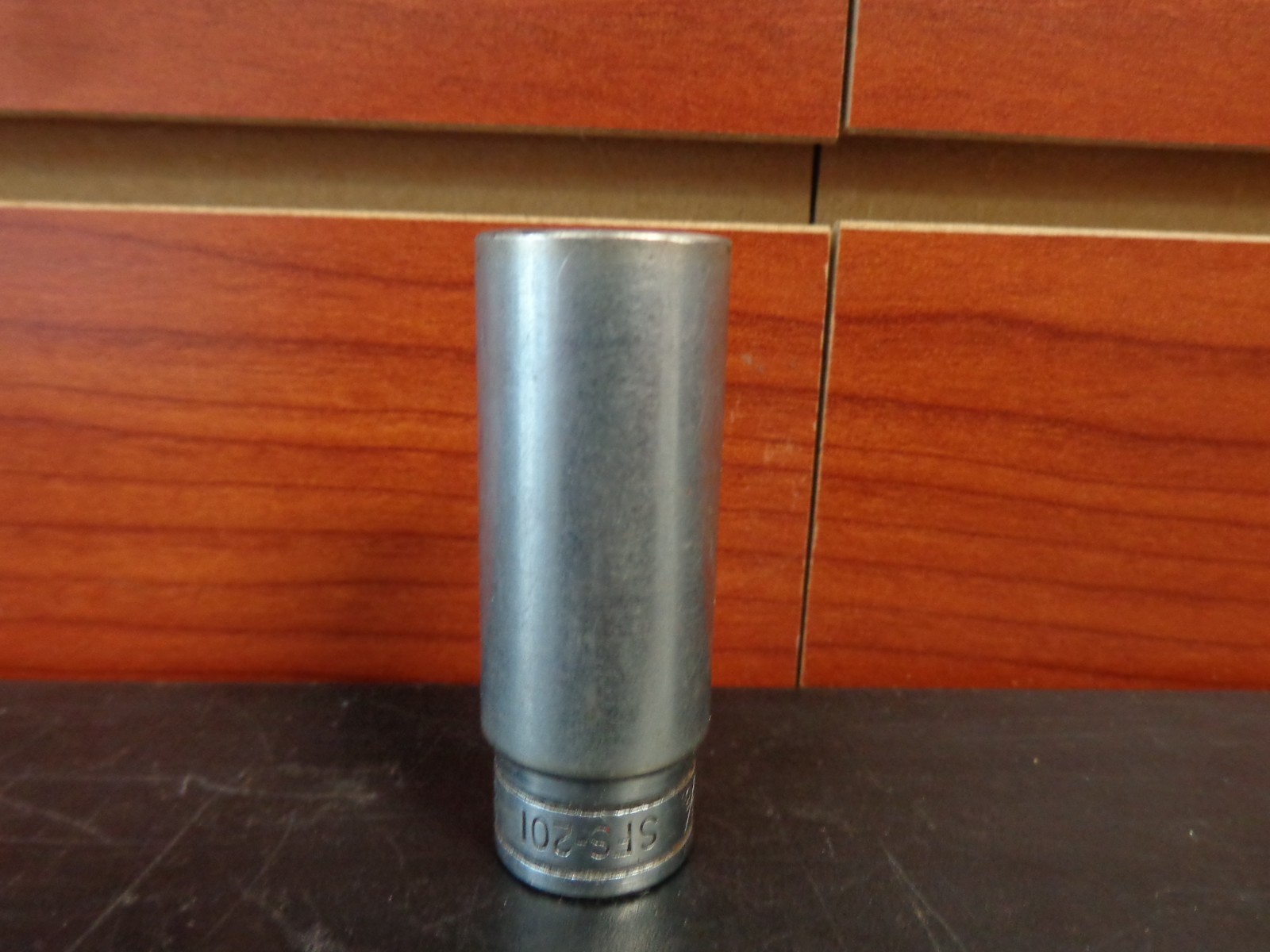 Snap-on SFS201 5/8in SAE 3/8in Drive 6 Point Standard Chrome Socket USA Tool
