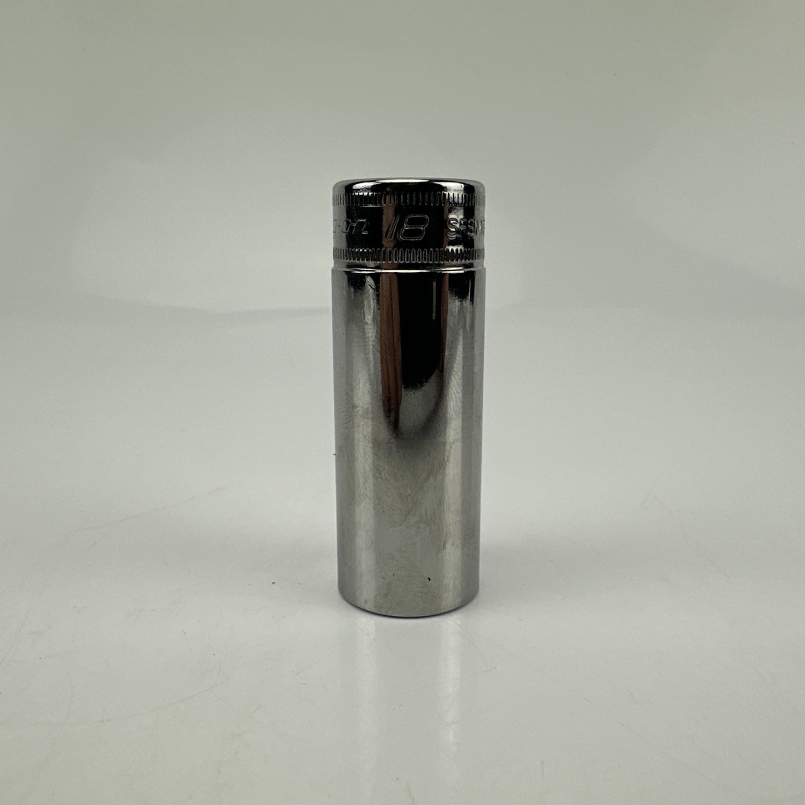Snap-on USA 3/8″ drive 18mm Deep Metric Chrome 6-point Socket wrench SFSM18