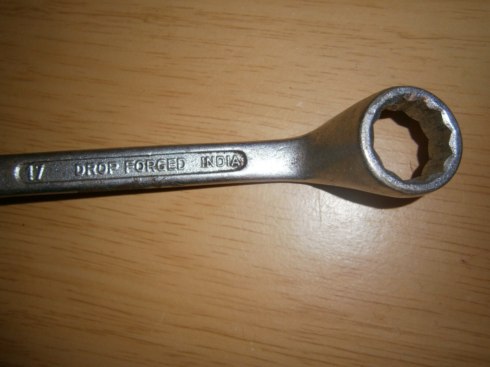 Vintage silver tone spanner. 17mm & 19mm ends (E6a)