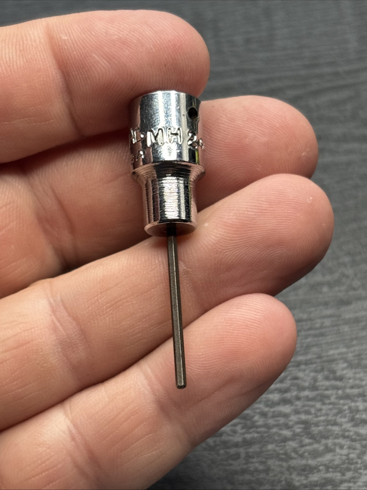 USED, MAC TOOLS » 1/16IN. » 1/4 IN. DR. HEX SOCKET, PART #MH2 , USA