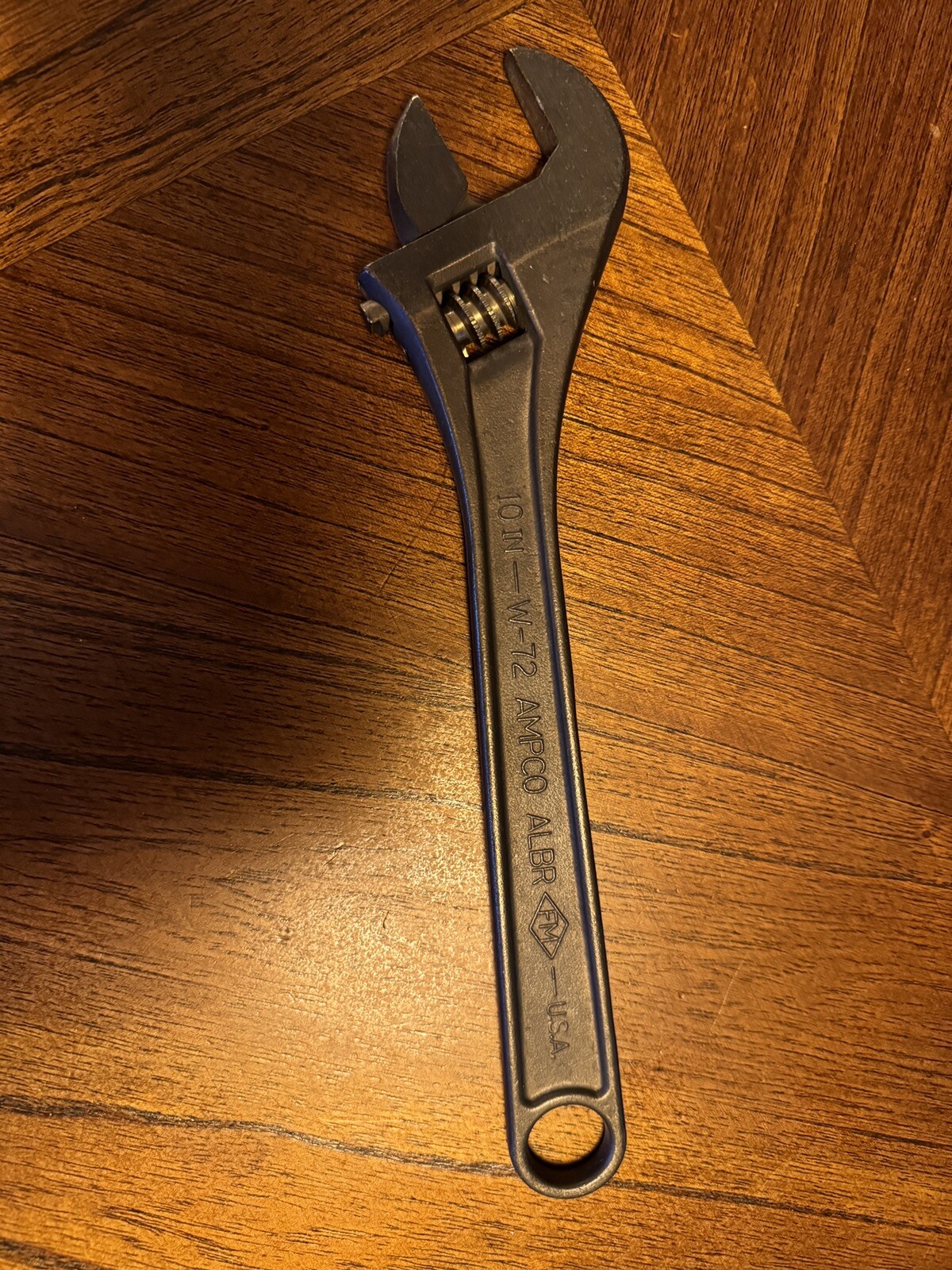 ampco tools W-72 10 in Crescent Wrench non-sparking great condition