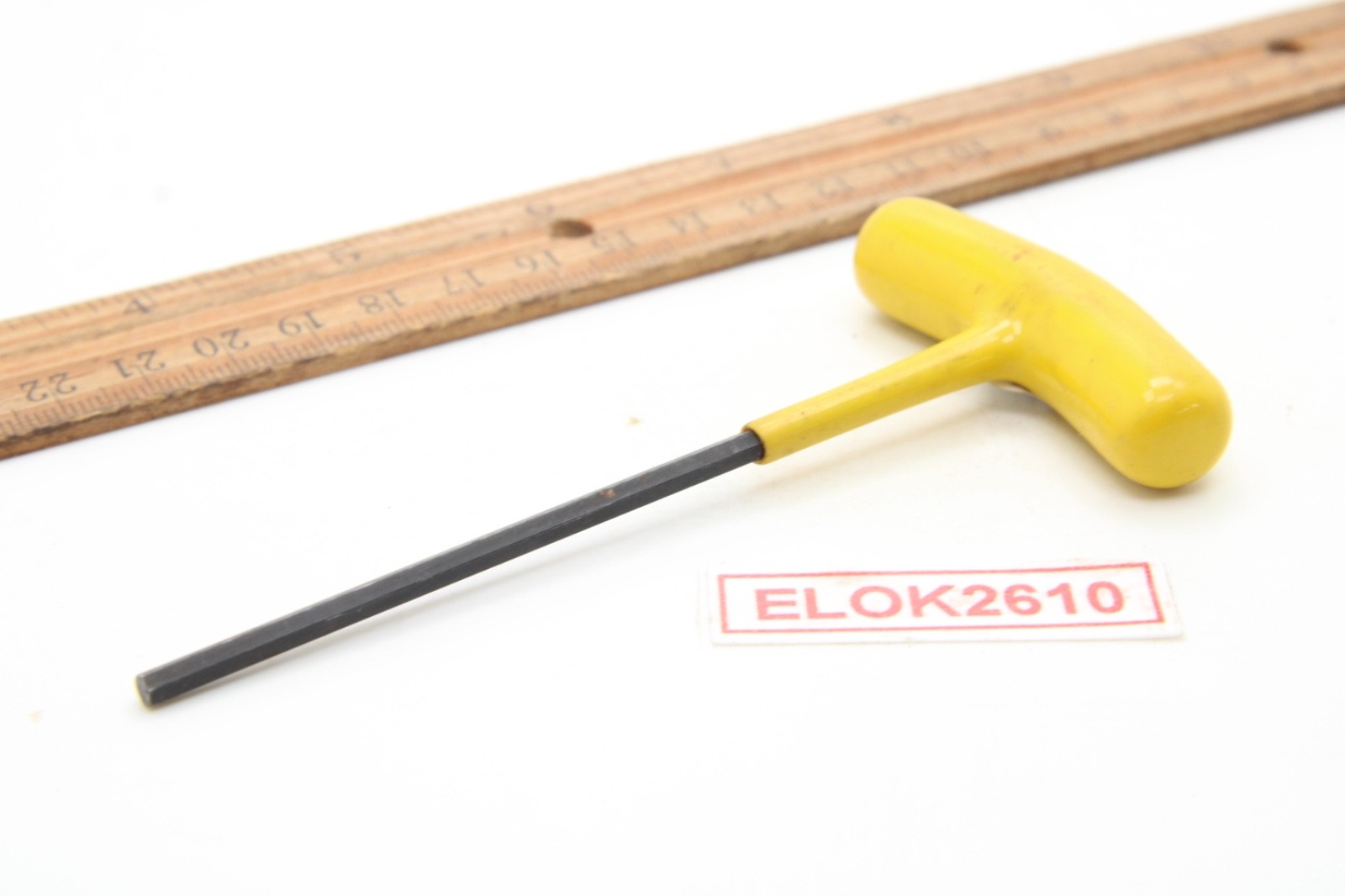 Bondhus 13207 1/8″ SAE Hex T-Handle 4.75″ Length Yellow Soft Grip USA