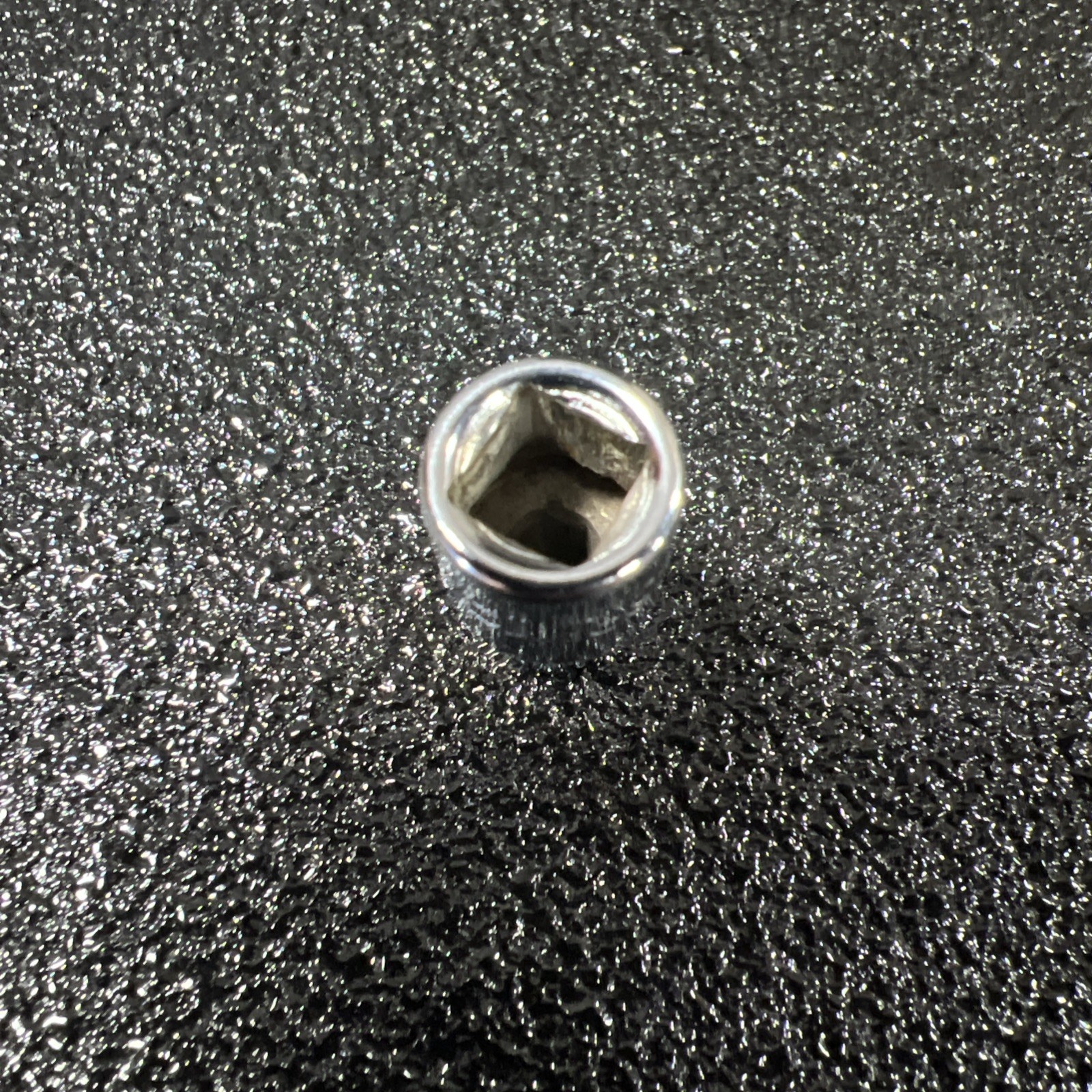 Craftsman 5/32″ Socket, 1/4″ Drive, 6 Point, -V-43481, USA