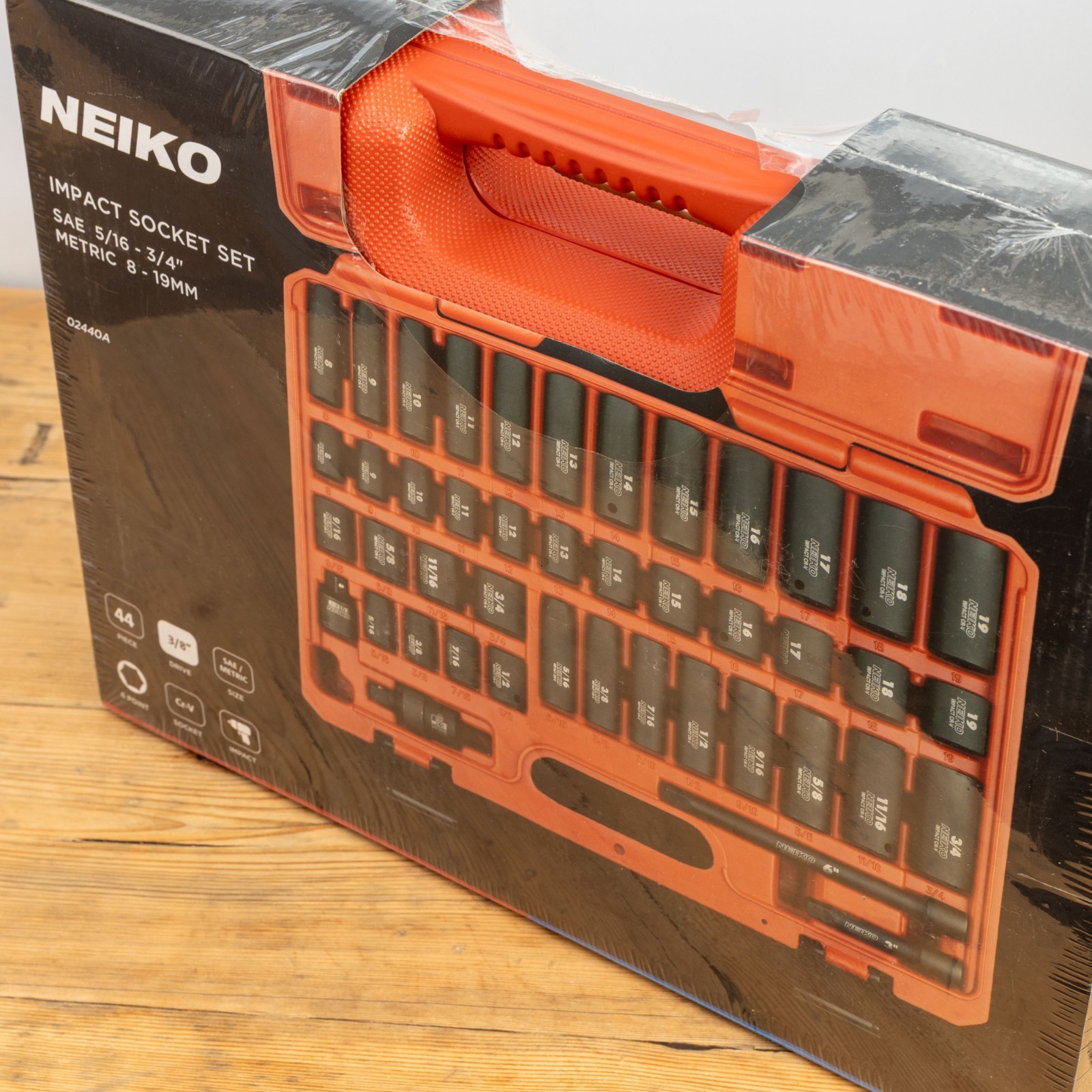 Neiko 3/8″ Metric and Imperial SAE Impact Socket Set 02440A