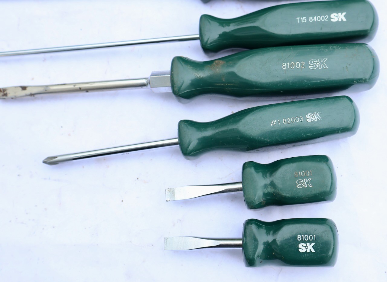 (9) S-K (France) Green Handle Screwdrivers – Flat – Phillips – Torx / MT Tools