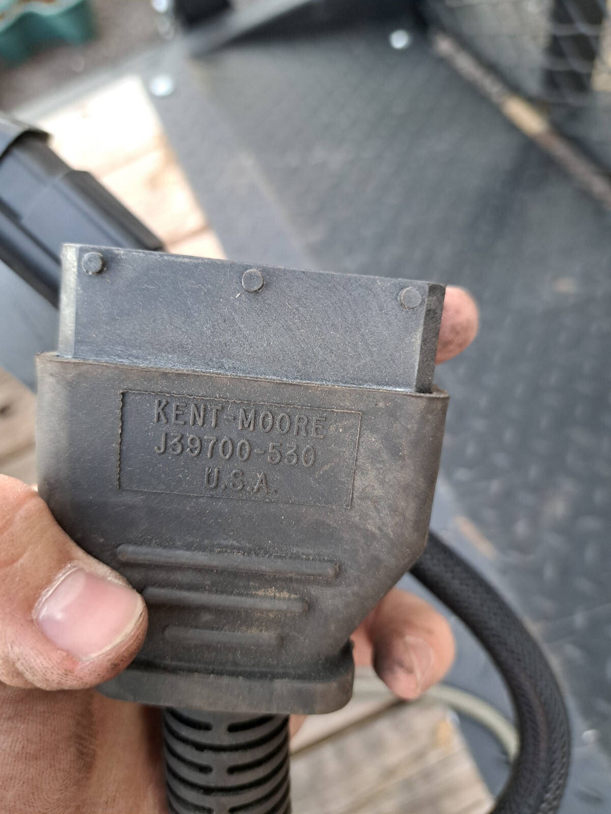 KENT MOORE TOOL J-39700-530 BREAKOUT BOX ADAPTER