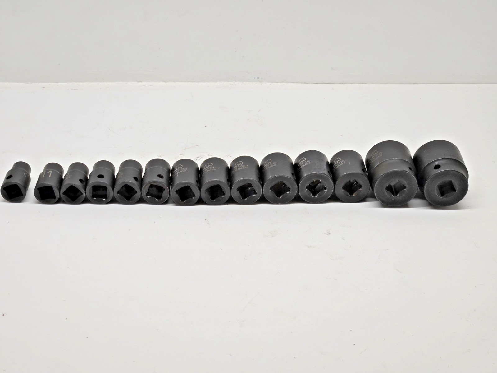MATCO ADV 14 Piece Socket Set 1/2″ Drive Shallow Impact Metric 6 Point