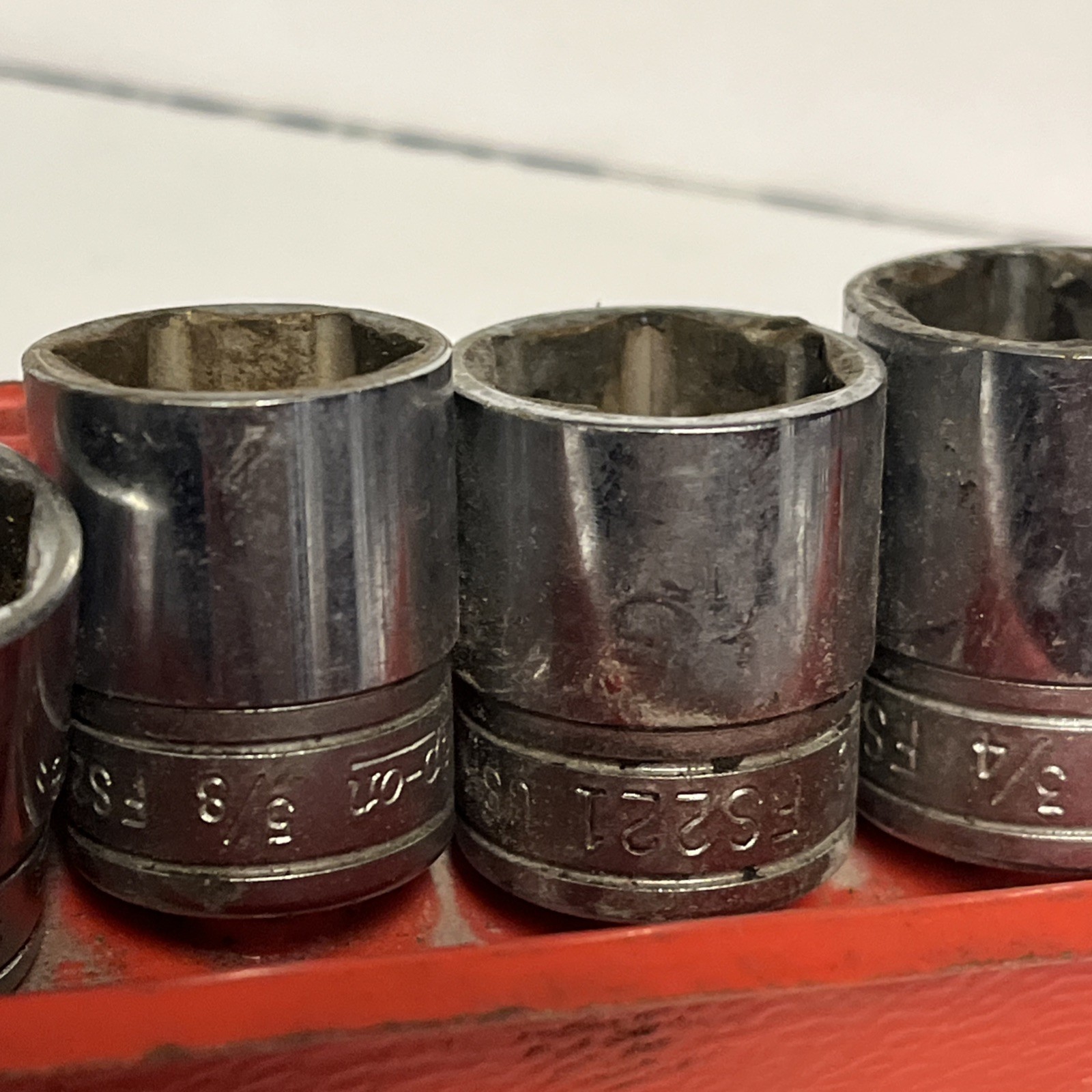 Snap-on FS081-FS281 1/4″-7/8″ 3/8″ Dr. 6 Pt 11 Piece SAE Shallow Socket Set Tray
