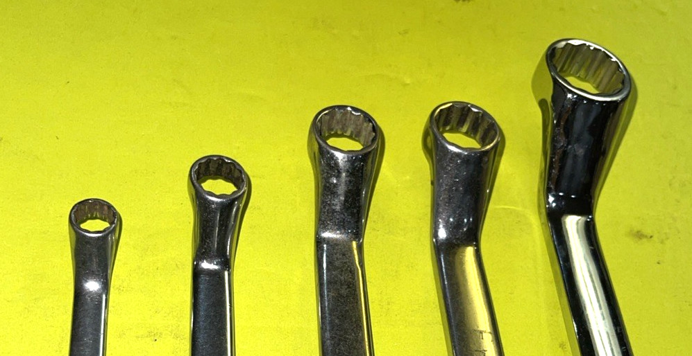SNAP-ON TOOLS 5 PIECE SAE. DEEP OFF-SET BOX-END WRENCH SET 3/8 TO 15/16