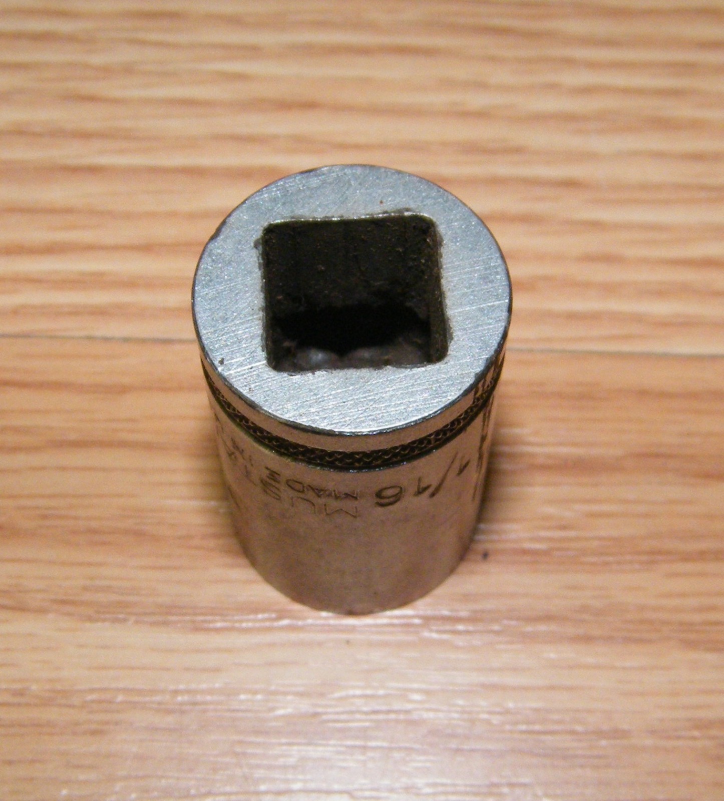 Genuine Mustang (MT 1222) 11/16″ 12 Point 1/2″ Drive Socket Only **U.S.A.**