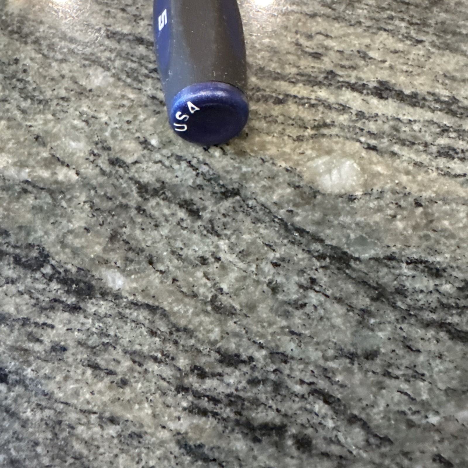 Snap-on sgsr3a 5-1/2″ soft grip contoured seal removal tool power blue