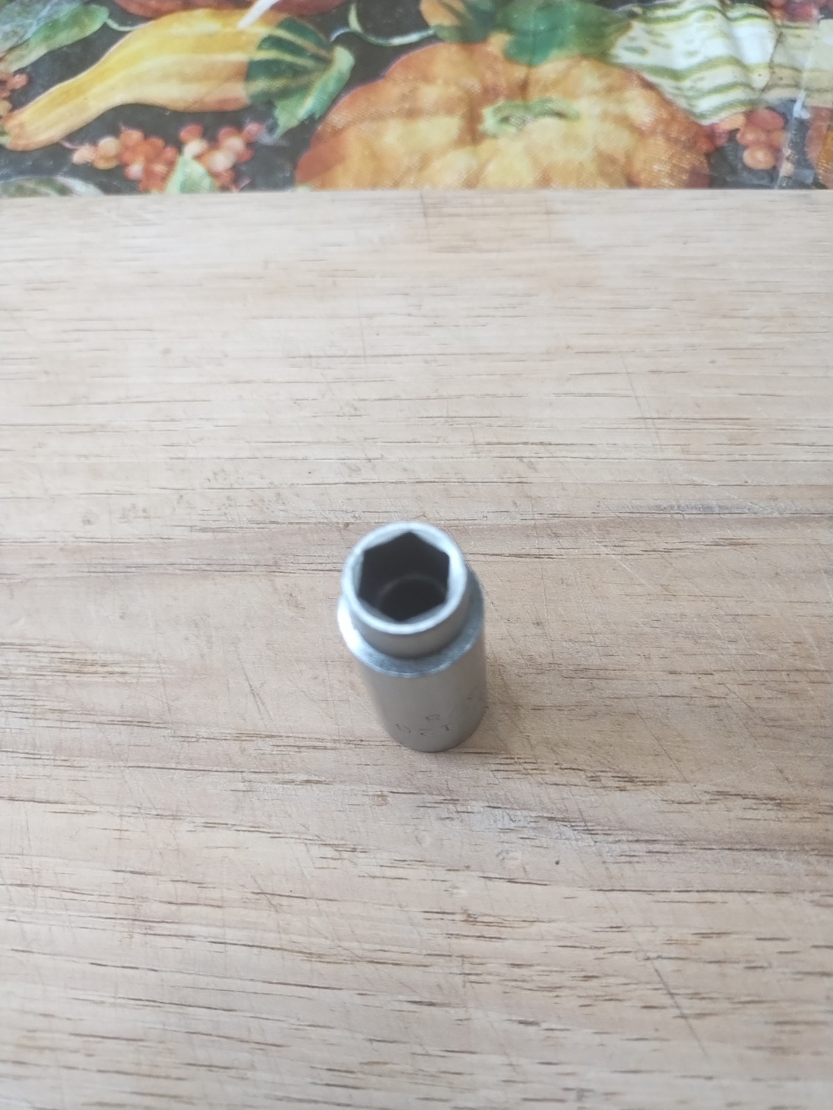 Mac Tools 3/8″ Semi Deep Socket. 3/8″ Drive, 6 Point. Part # XD126