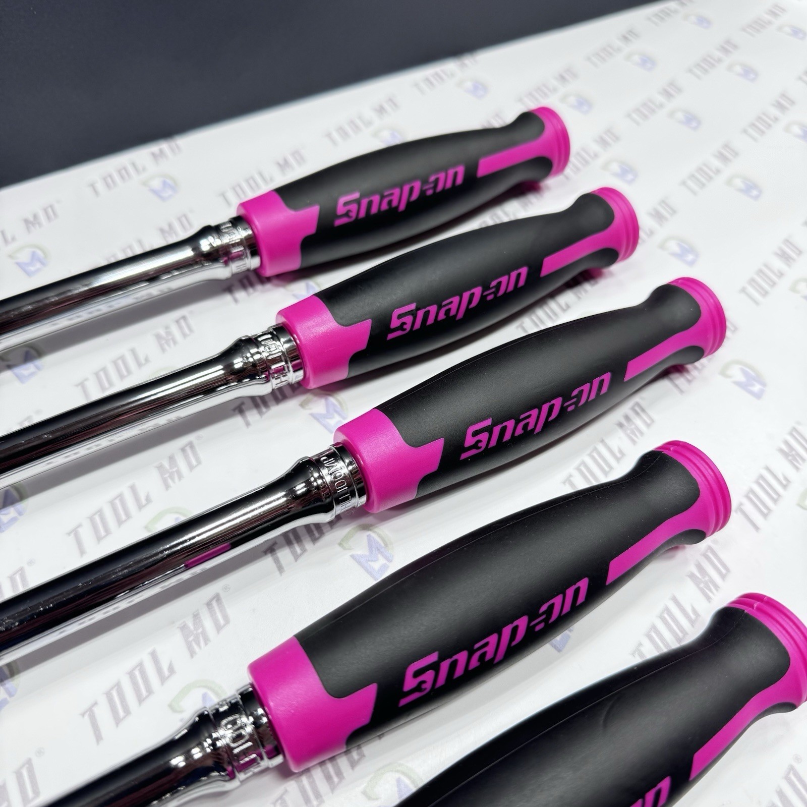 Snap-on Tools USA NEW ELECTRIC PINK 9pc 3/8″ Drive 100 Tooth Cynergy Ratchet Set