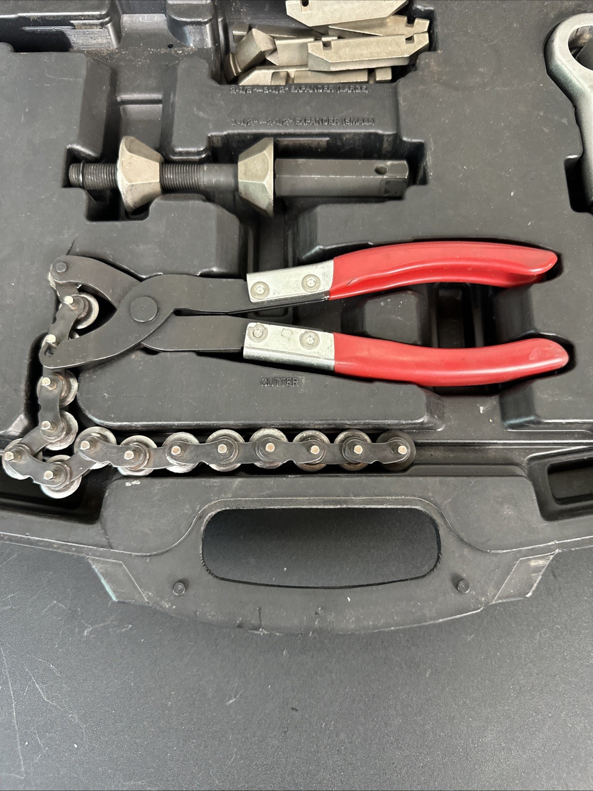 Powerbuilt 4 Piece Exhaust Service Set 648612 Not Complete
