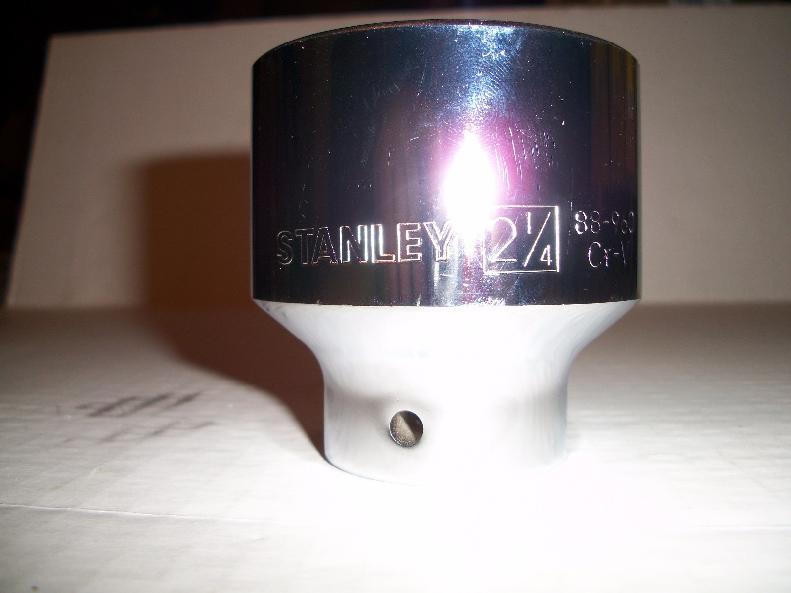 NEW STANLEY 3/4 in Drive 2-1/4 inch 12 Point socket