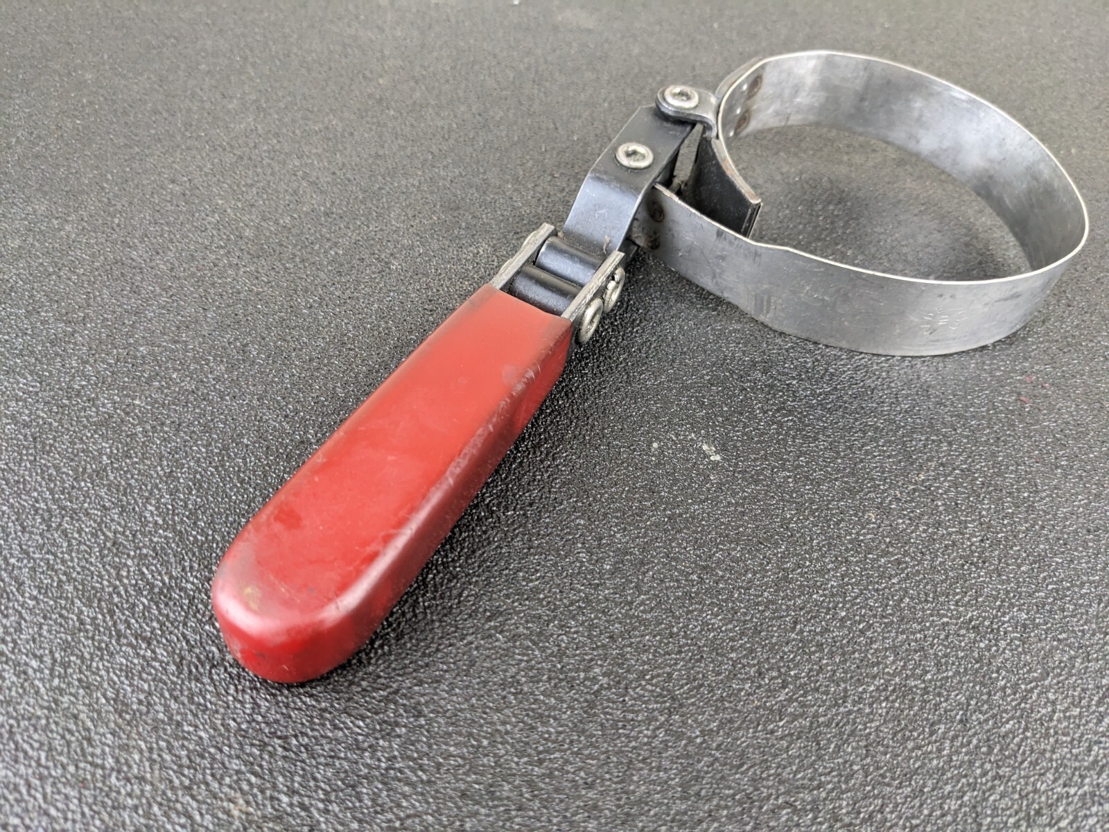 #bi912 Blue-Point GA340 Swivel Handle Oil Filter Strap Wrench. Made In USA
