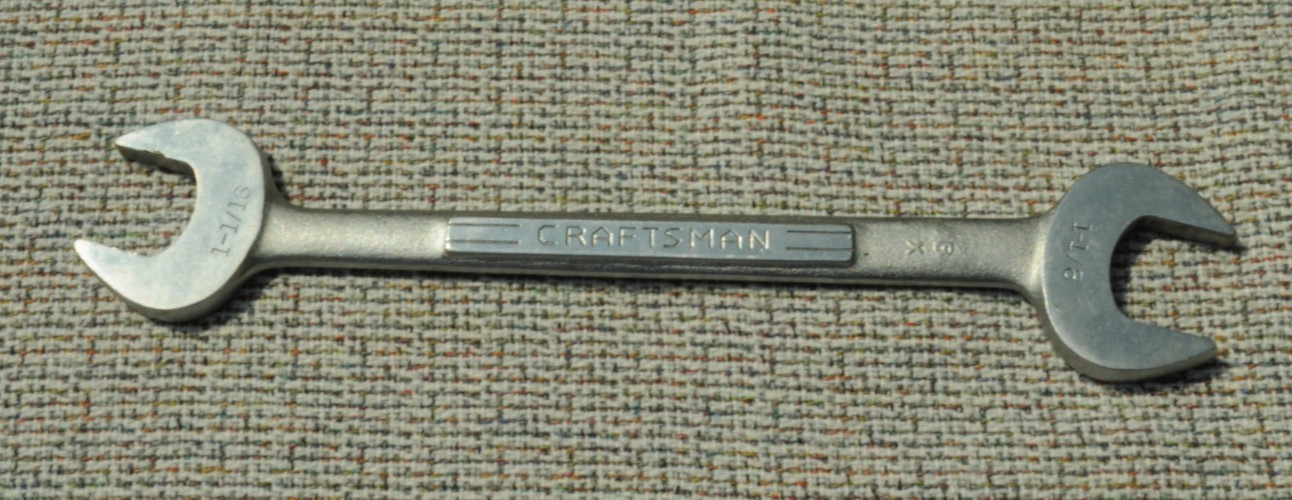 9 PC. USA CRAFTSMAN V OPEN END WRENCH SET WITH VINTAGE HOLDER
