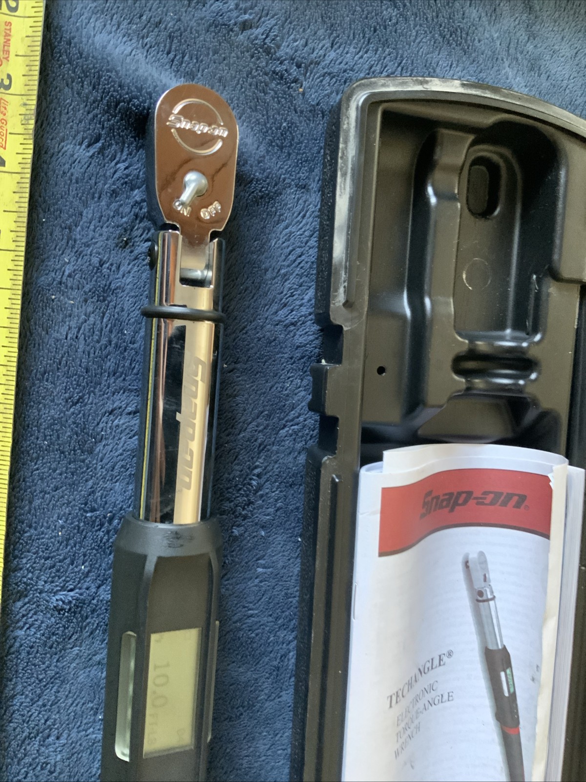 Snap On Atech2fr100b, 3/8” Dr Swivel Head Digital Torque Wrench….red And Black..