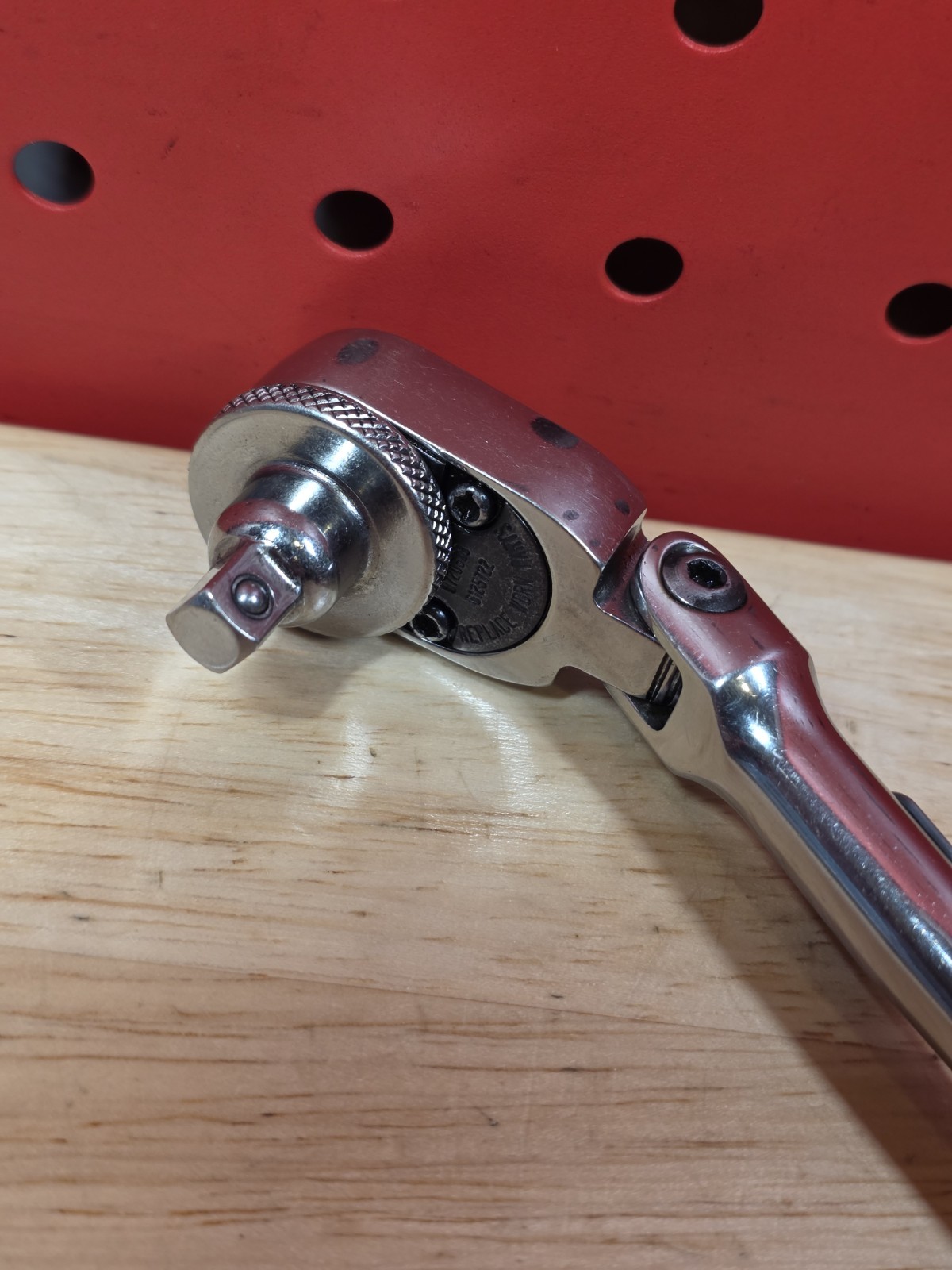 Snap-on THLX72 1/4″ Locking Flex Head Soft Grip Ratchet RED & Blue-Point Spinner
