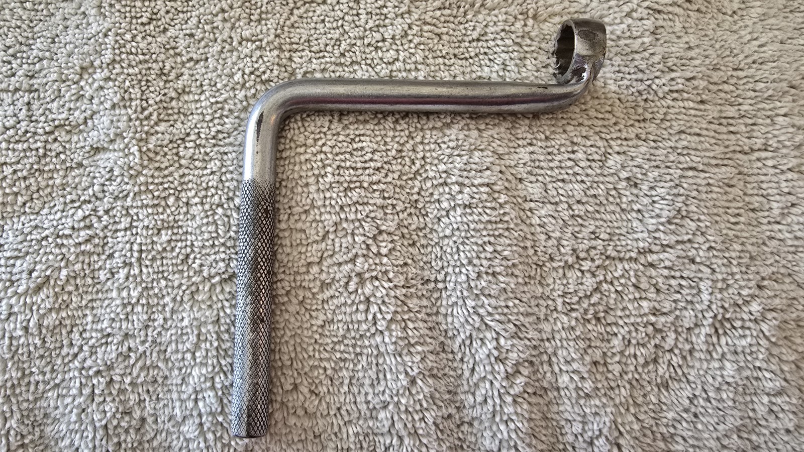 Snap-On S-8558 1/2″ & Blue-Point S-9516 9/16″ 90 Degree Distributor Wrenches
