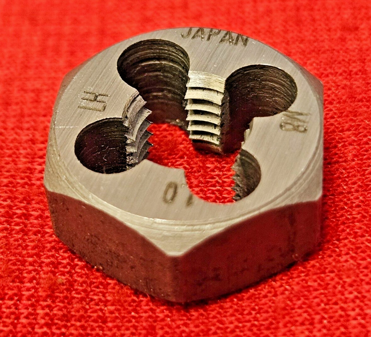M8 X 1.0 8MM LEFT HAND x .68″ Hex Rethread Die Alfa MHD70759L CS LH Metric