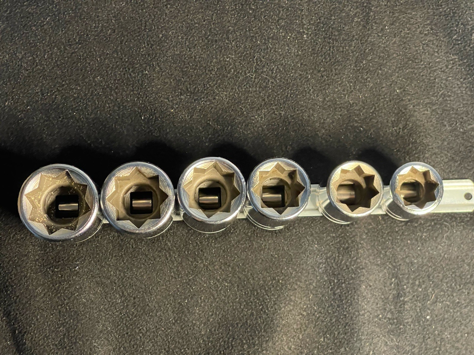 Snap On 1/2 Drive 6 Piece 8 Point Shallow Socket 1/2 SW Series Great Condition