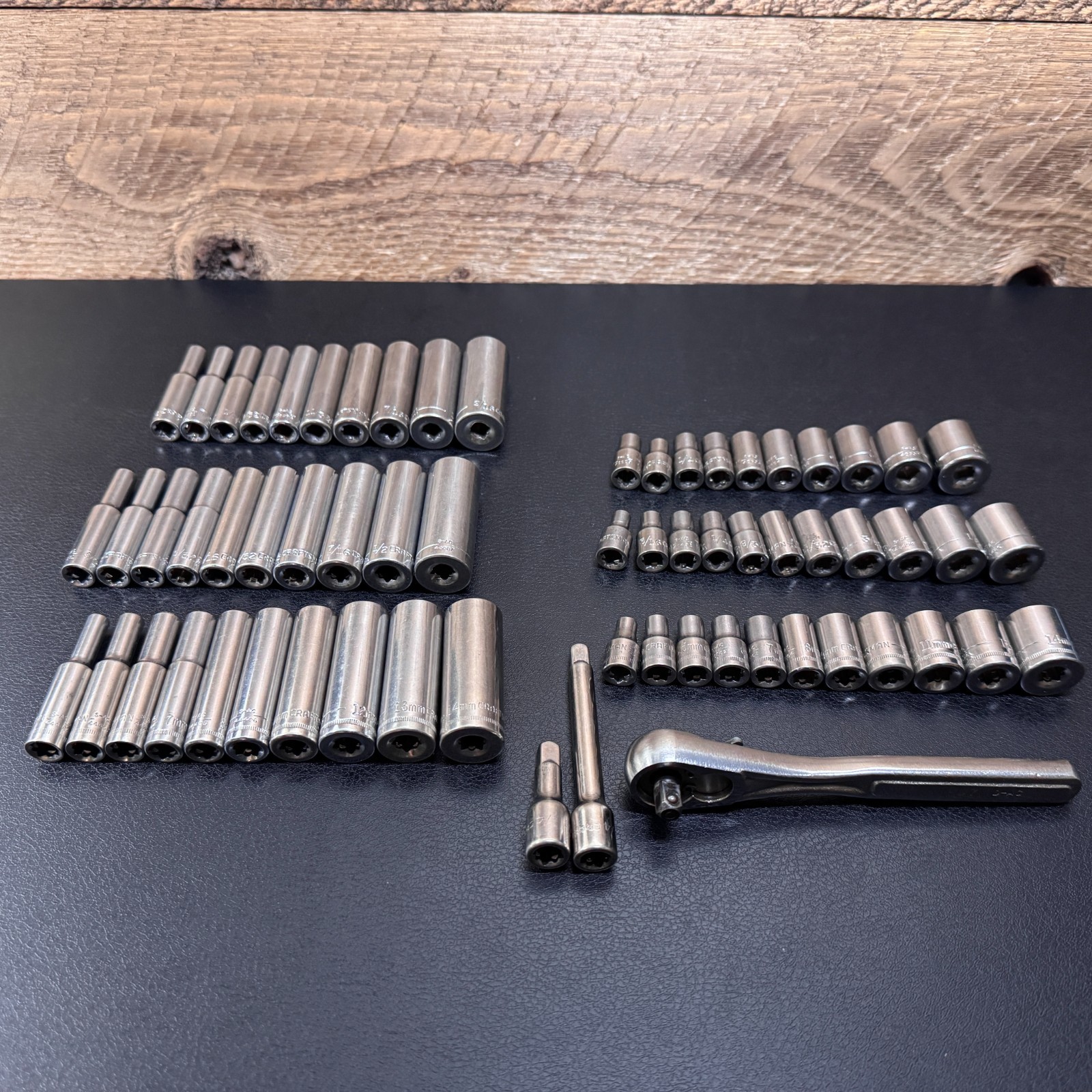 Craftsman S-AC 1/4 Drive Metric & SAE Socket Set STD Deep w/ Ratchet 44807 —65pc