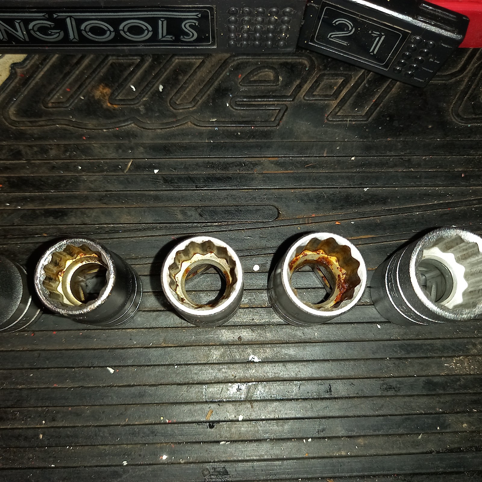 TENG MR21 1/2″ DRIVE METRIC SOCKET SET