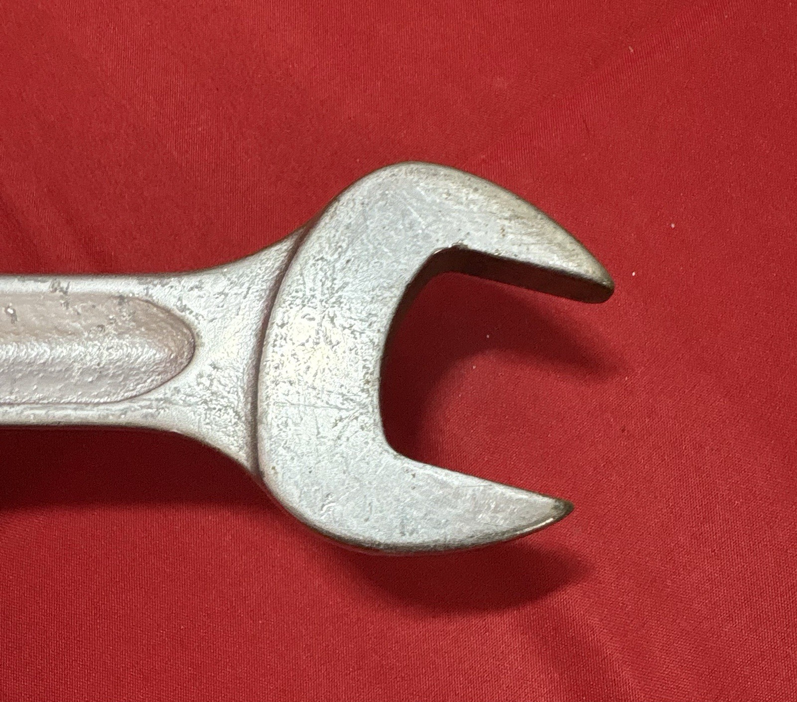 SNAP-ON Tools USA 30mm X 32mm Open-End Wrench VOM3032 Marked 14 Inches