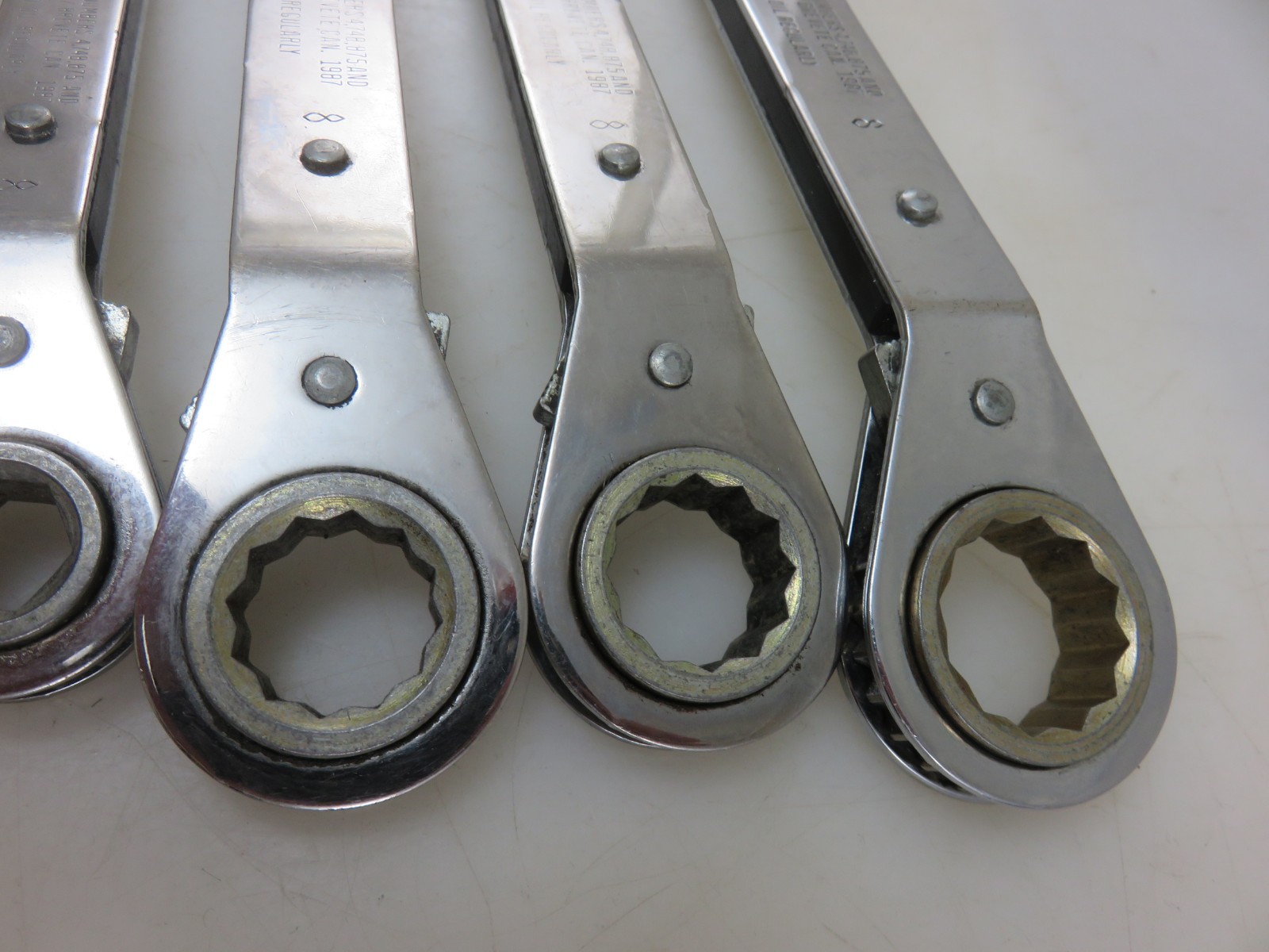 MAC Tools METRIC Offset Reversible Ratcheting Double Box End Wrench 5pc Set