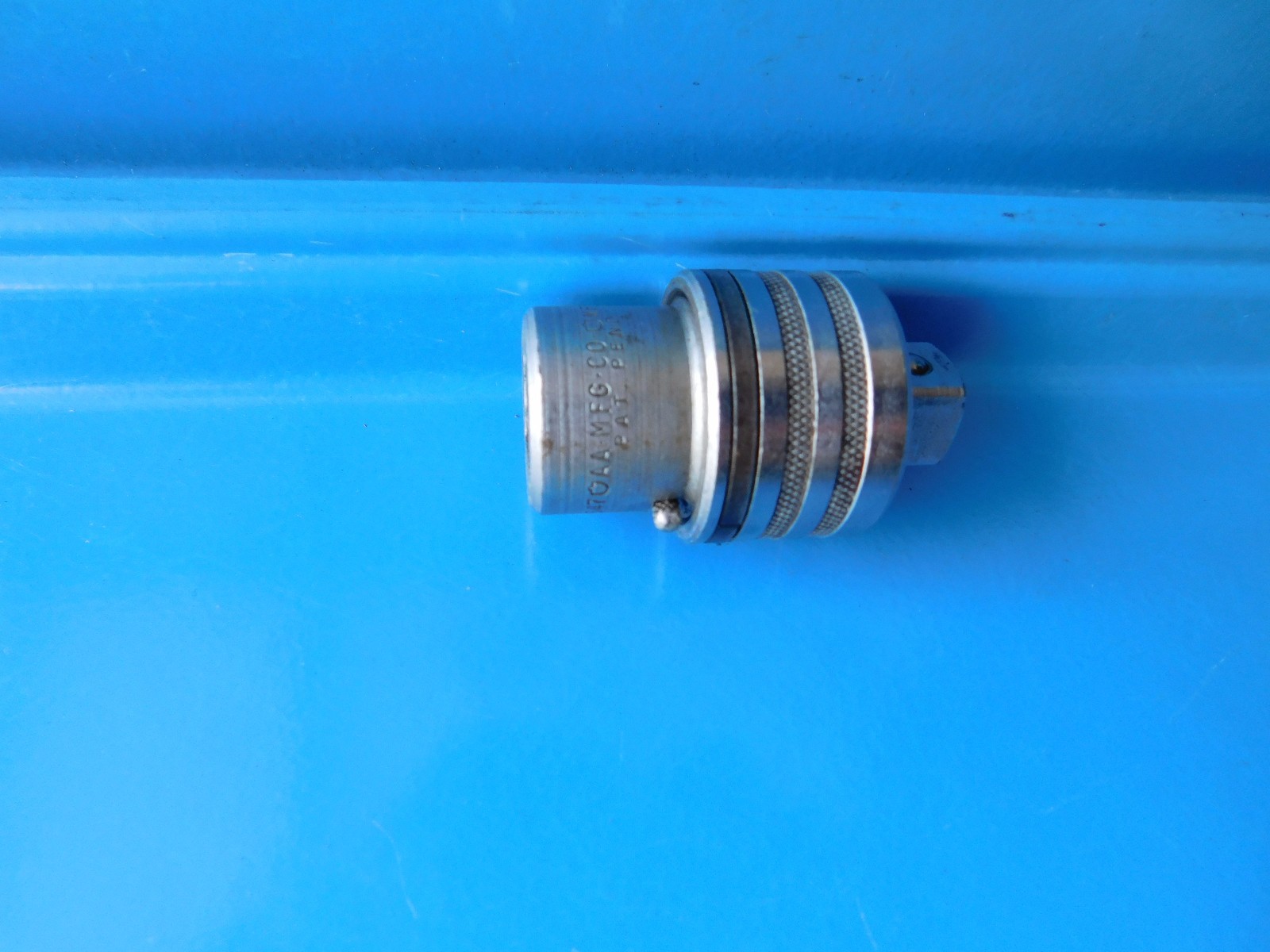 VINTAGE, 1/2 IN. DR. «AA MFG. » RATCHETING TYPE ADAPTORPART #547 ?, USA