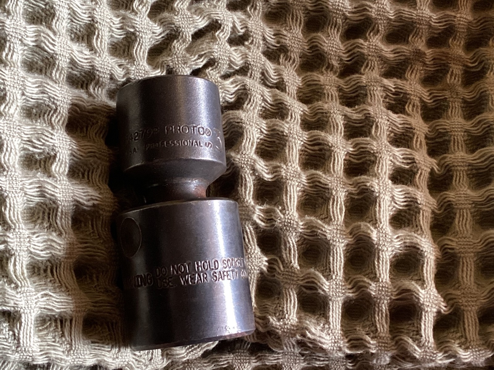 Proto 74279P: 3/4″ Impact Universal Joint Socket, 1/2″ Drive, 6 Point