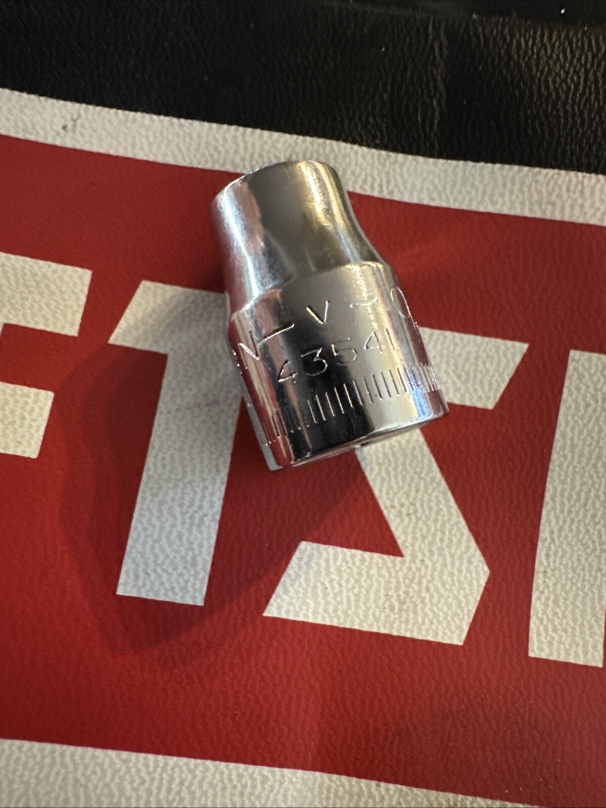 Sears Craftsman 9MM Metric 3/8» Drive 6 Point Shallow Socket -V- 43541 USA Nos