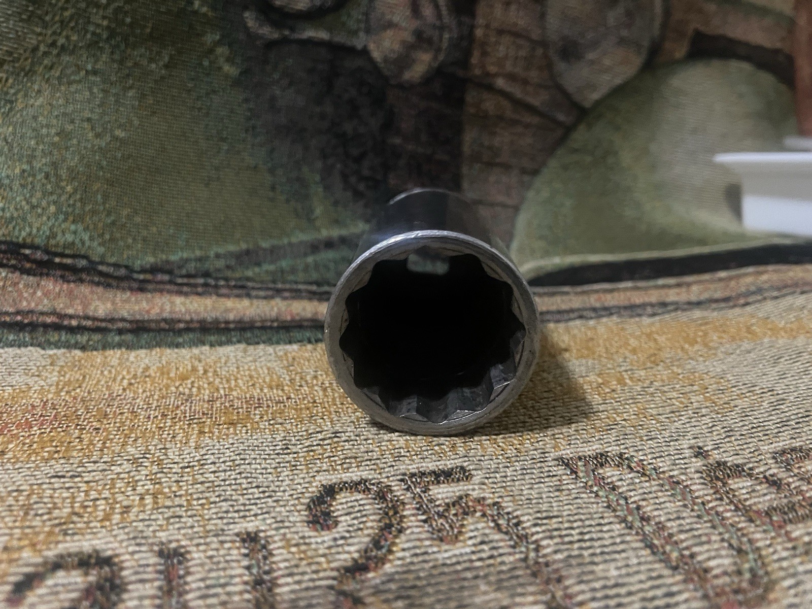 Snap-on S381 SAE 1 3/16″ Deep Well 12pt Socket 1/2” Drive