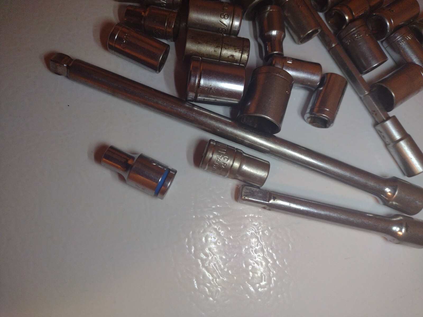 Assorted 1/4″ Drive Sockets -50 Sockets SAE and Metric Various Brands