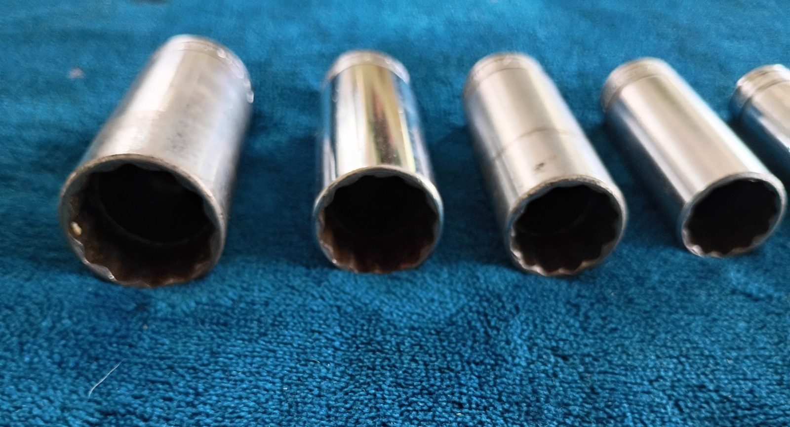 Snap On 9 Piece 3/8” Deep Chrome 12 Point Socket Set 1/4 – 7/8 – SF081-SF281.