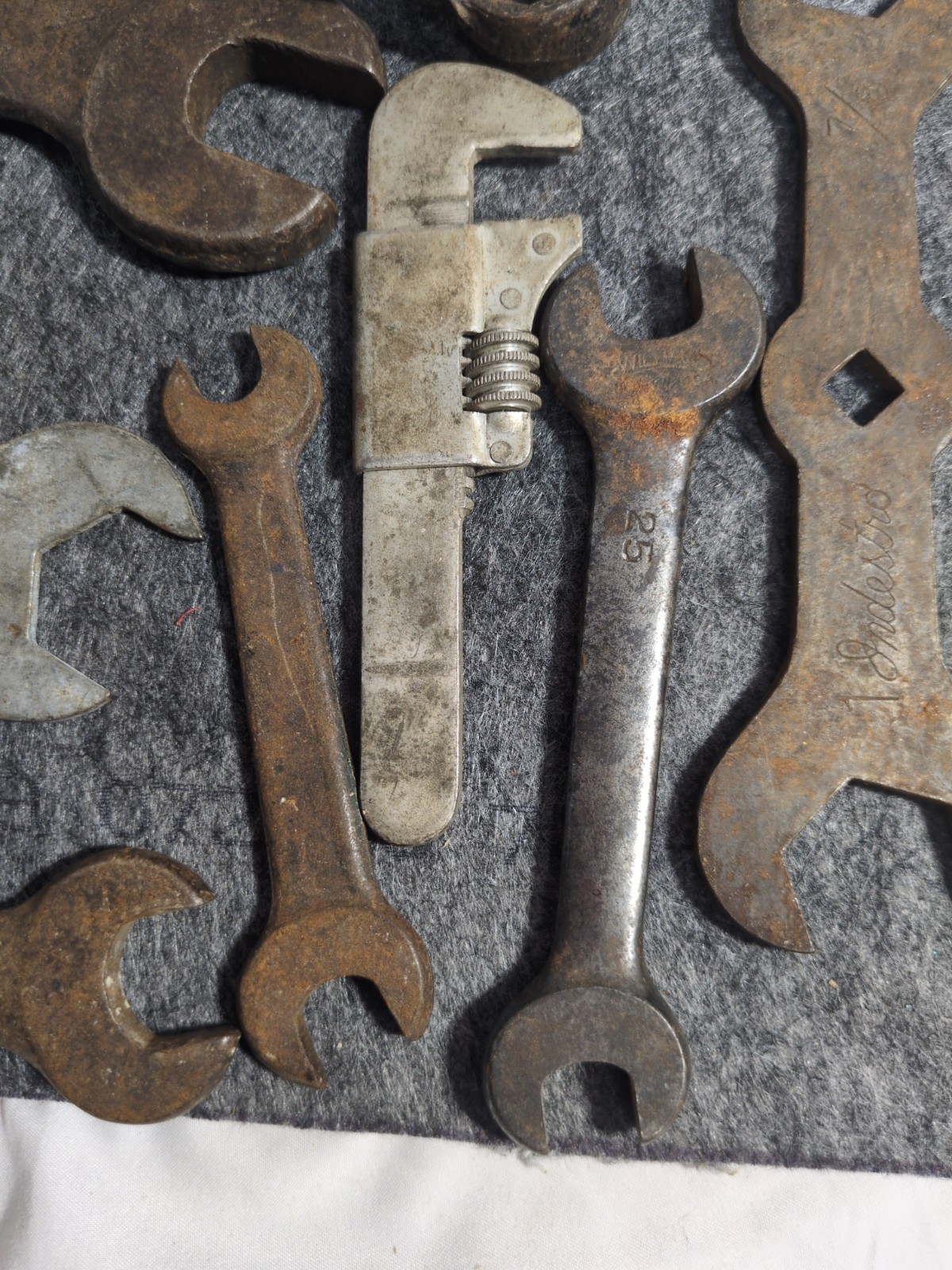 12 Wrenches, Various Sizes ( Indicated On Pictures). 4lb 9 Oz Weight.