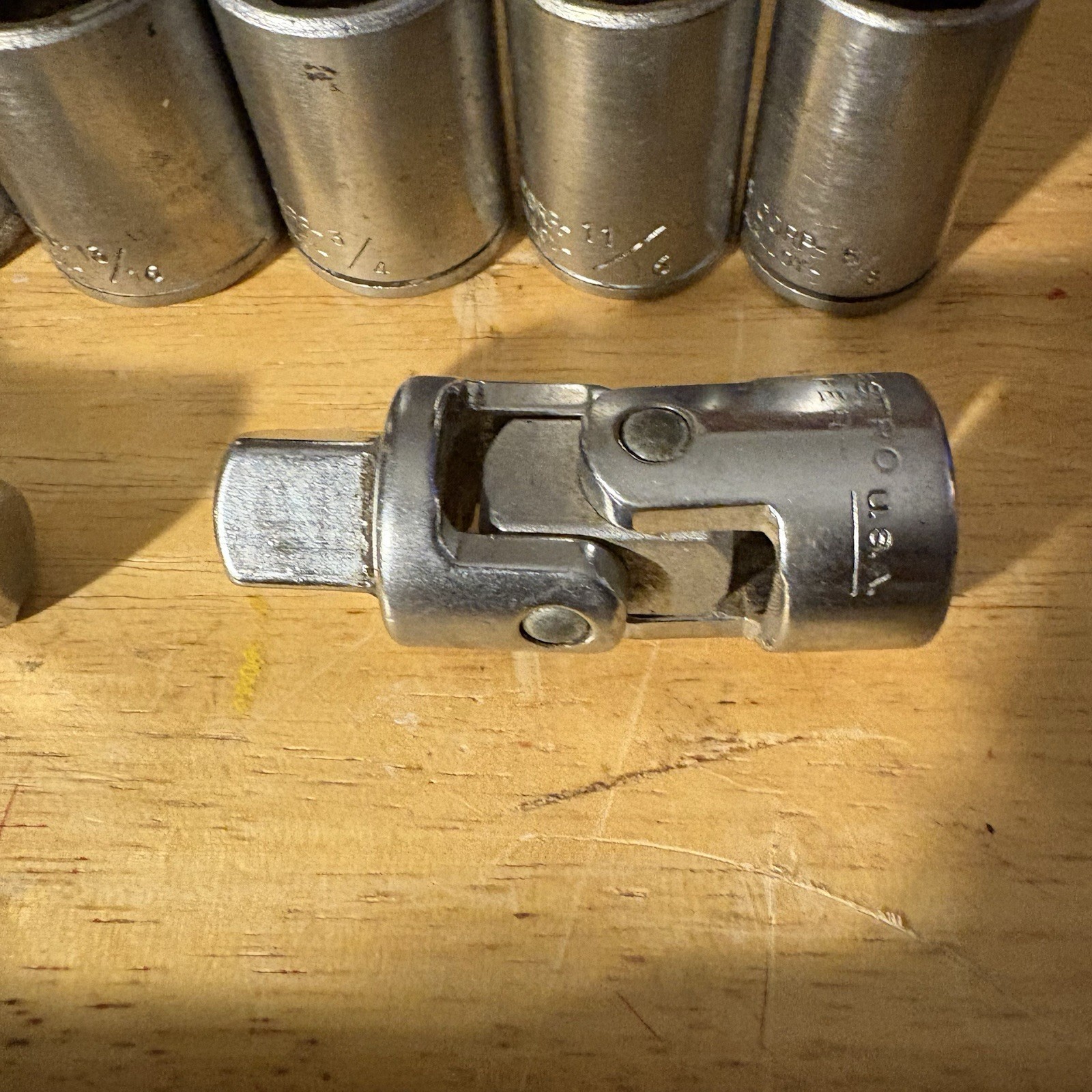 Penens Corp 1/2″ ratchet & Socket set with Extension & Swivel- missing 9/16