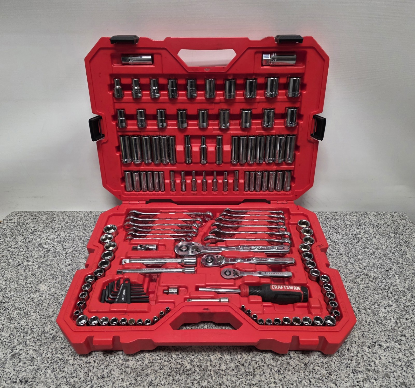 Craftsman Tools CMMT12125, Mechanics Tool Set SAE & Metric **READ**