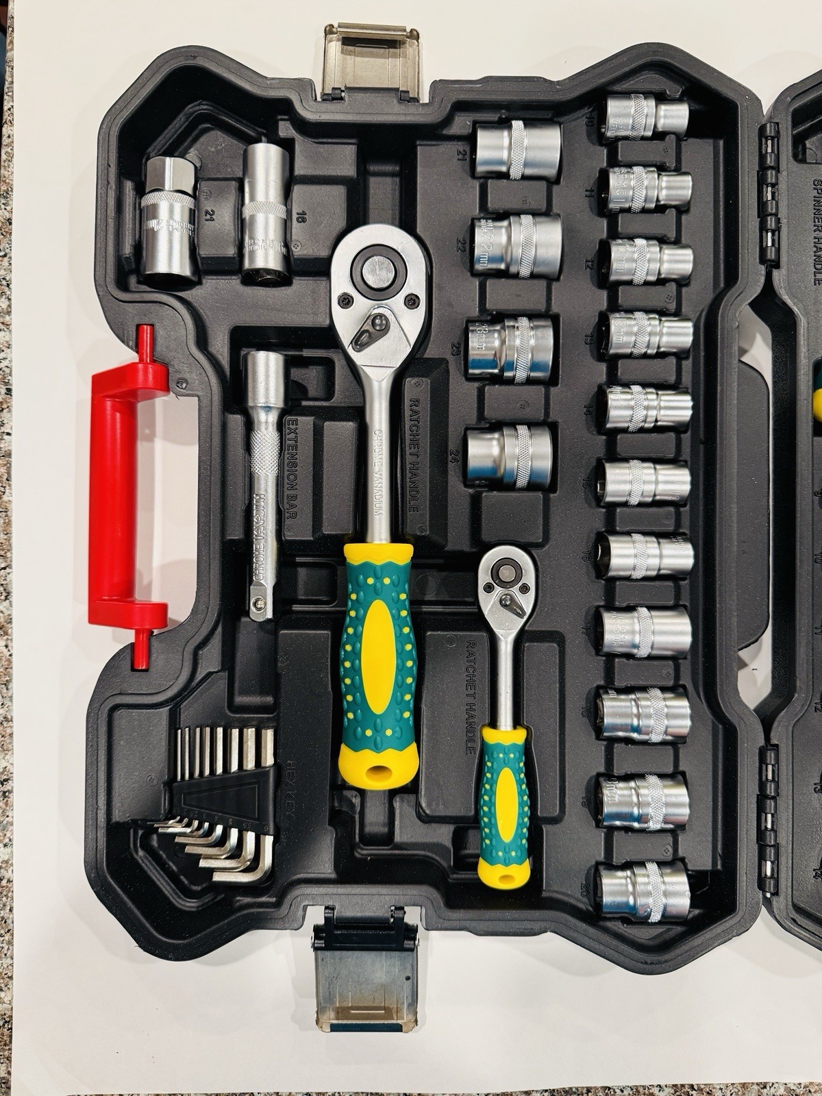 115pcs Professional Socket Wrench Tool Set, Durable Ratchet Wrench, 1/4″ & 1/2″