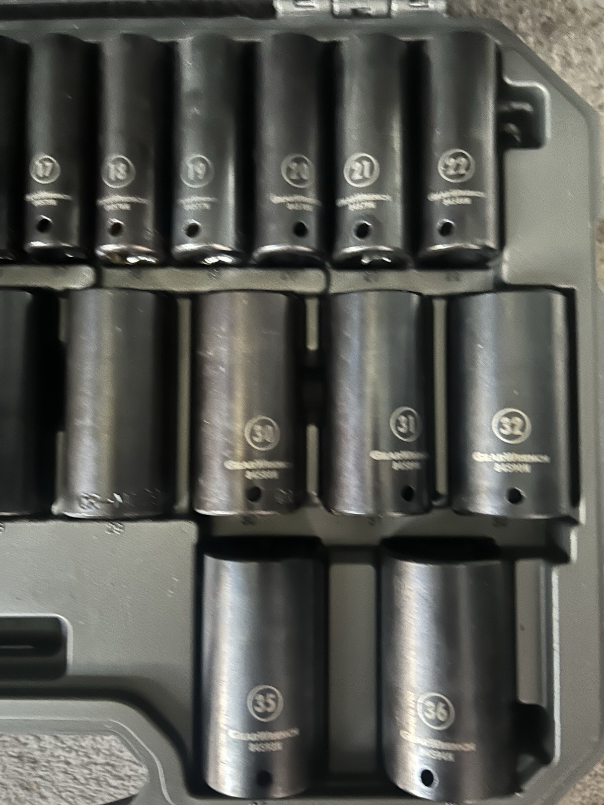 29 Pcs 1/2″ Drive 6 point Metric Deep Impact Socket Set 8-36MM Gearwrench 84935N