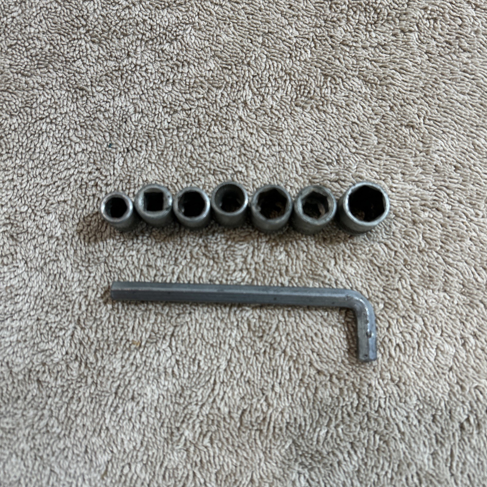 Handy Socket Set 8 Pc Mixed Style Sockets w/ Tray USA
