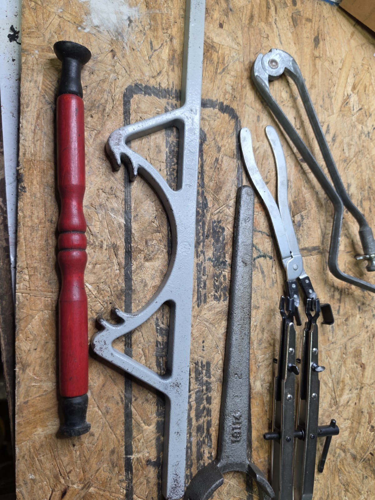 Lot Small Engine Repair Tools