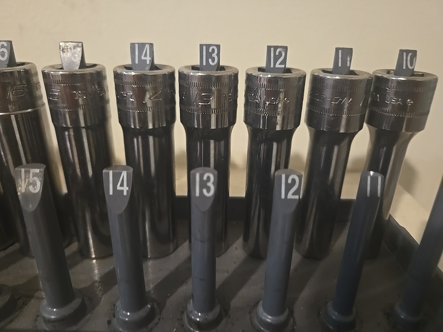 Snap-on Tools 17pc 1/2″ Drive 10mm-25 +27mm METRIC 6pt DEEP Socket BONUS Set