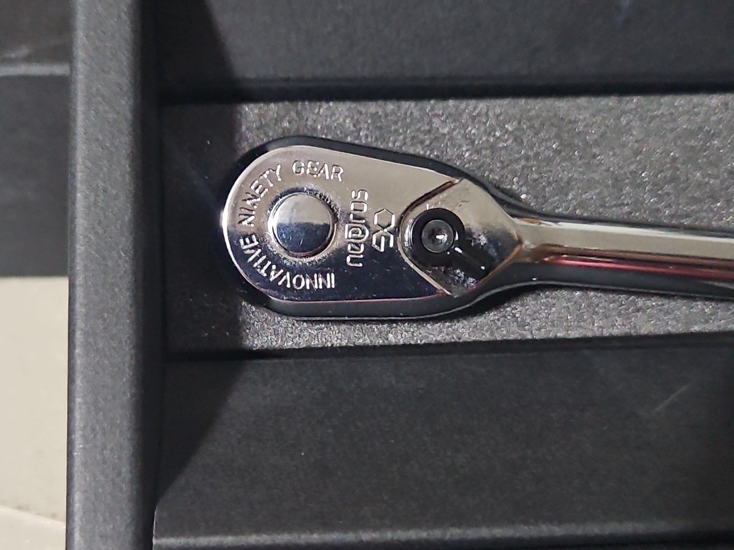 Nepros NBR290, 1/4″ Sq. Ratchet Handle (90-Tooth)