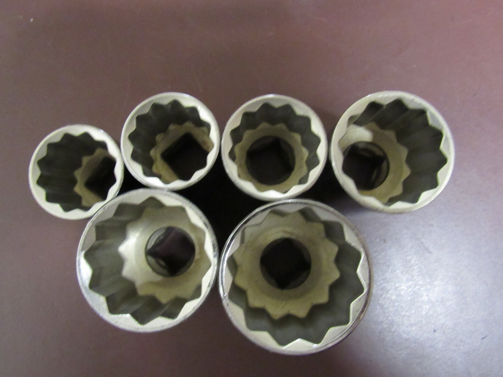 Craftsman USA 6 Pcs Metric Shallow Socket Set (21-32mm) with 1/2″ Dr. I#2132