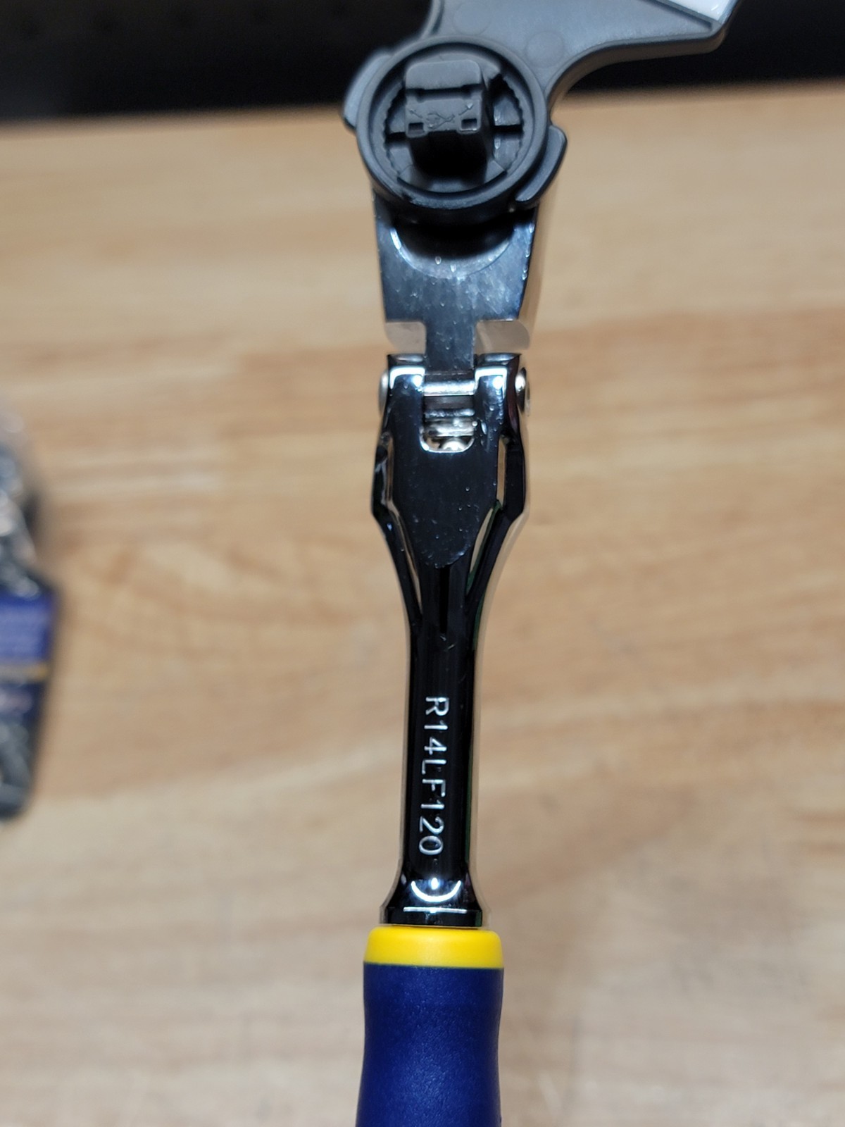 NEW! NAPA Carlyle Locking Flex Comfort Ratchet 1/4 in Drive 8″ Length R14LF120