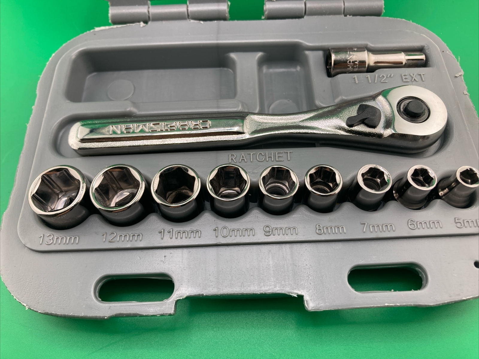 Craftsman USA NEW 11Pc. 1/4” Metric 5mm-13mm 6Pt. Socket Ratchet Set 34861 (NOS)