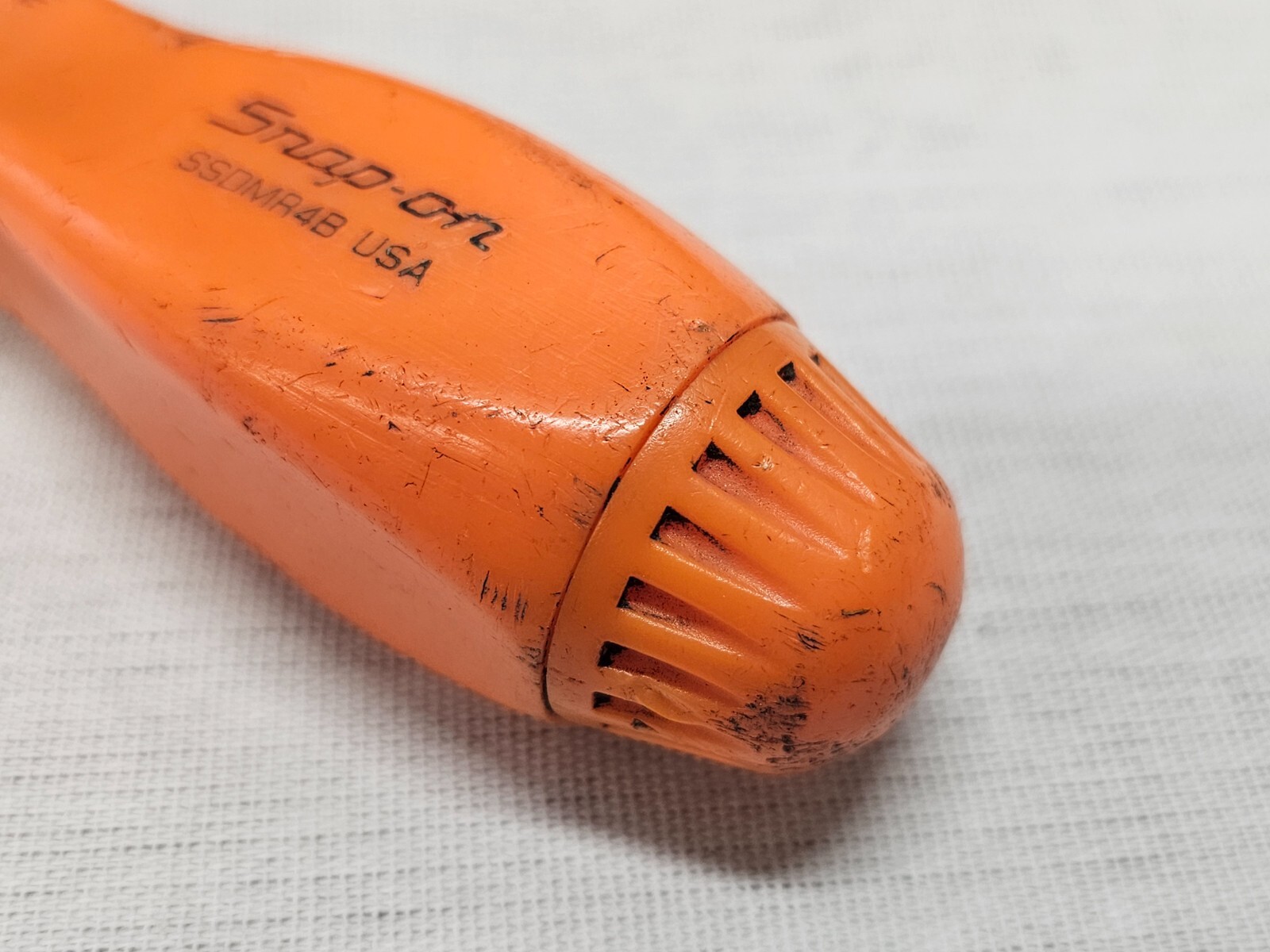 Snap-on Ratcheting Screwdriver Ratchet Bit Driver Orange SSDMR4B