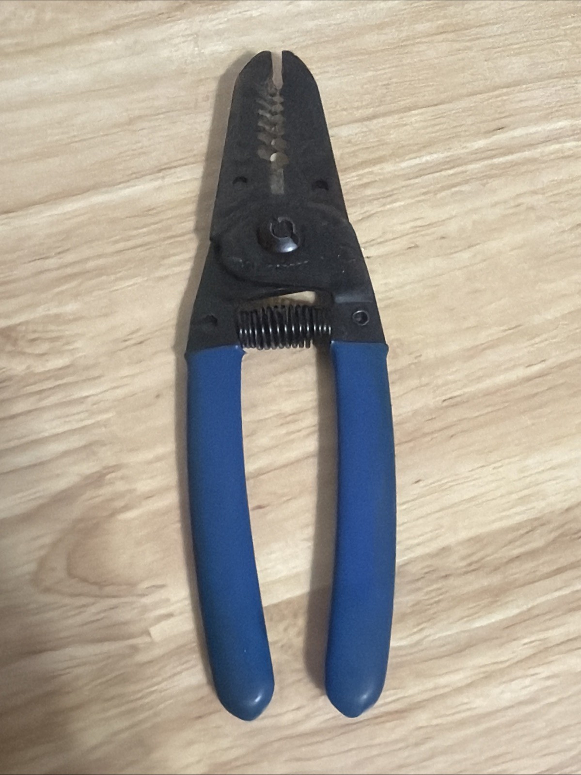 Blue-Point Tools MADE IN USA NEW Soft Grip 7″ Wire Stripper Cutter Pliers PWC7A